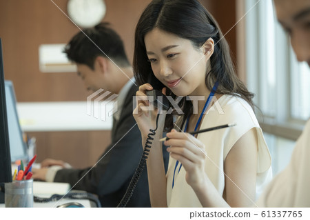 Business men and women office Business men and women office 61337765