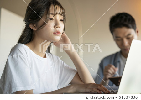 Business meeting 61337830