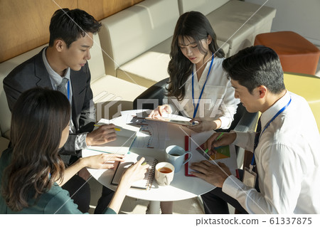 Business meeting teamwork Business meeting teamwork 61337875