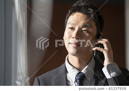 Business man 61337939