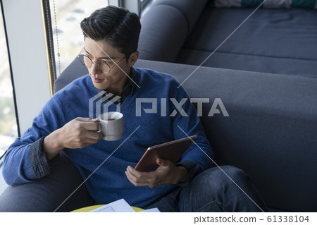 Business man business trip Business man business trip 61338104