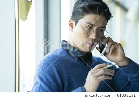 Business man business trip 61338151