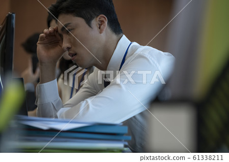 Business men and women office Business men and women office 61338211