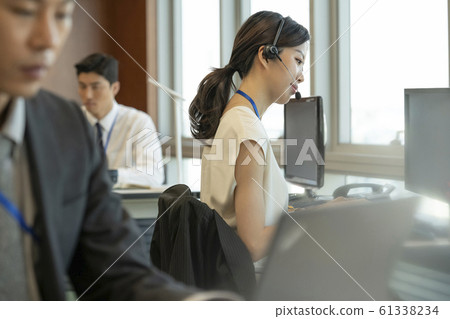 Business call center woman Business call center woman 61338234
