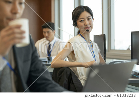 Business call center woman Business call center woman 61338238