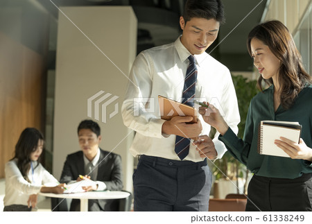 Business meeting teamwork Business meeting teamwork 61338249