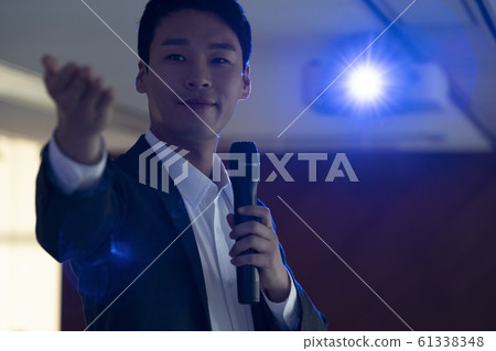 商業研討會演講 61338348