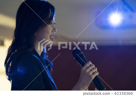 商業研討會演講 61338360