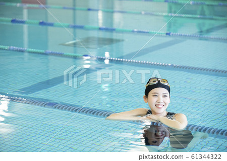 女子健身泳衣泳裝運動員體育健身房游泳池健身房游泳學校 女子健身泳衣泳裝運動員體育健身房游泳池健身房游泳學校 61344322