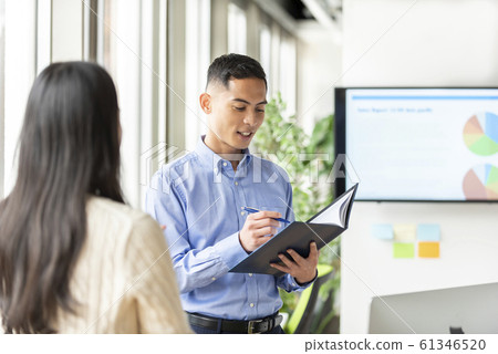 辦公室場景 61346520