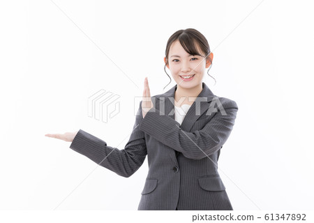 事業女性指點棕櫚 61347892