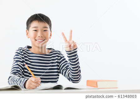 小學男孩 小學男孩 61348003