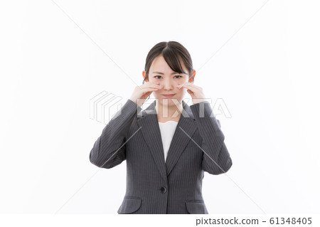 Business woman cries 61348405