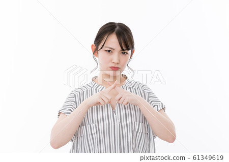 年輕女子 年輕女子 61349619