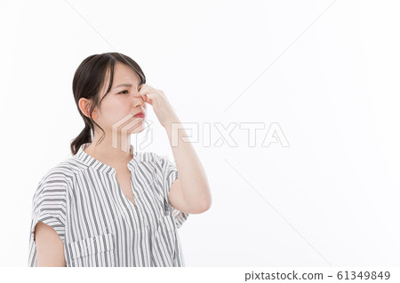 年輕女性消極的視疲勞鼻炎 61349849