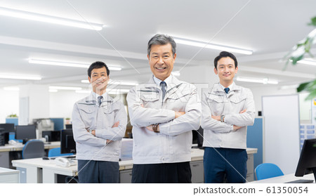 Work clothes, business person, office Work clothes, business person, office 61350054