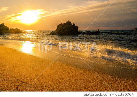 Sunset at the crystal beach 61350764