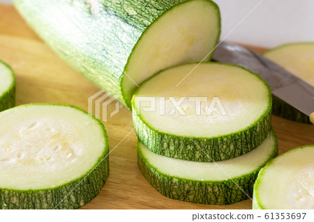 zucchini close-up cuts on a Board. Cooking healthy food 61353697
