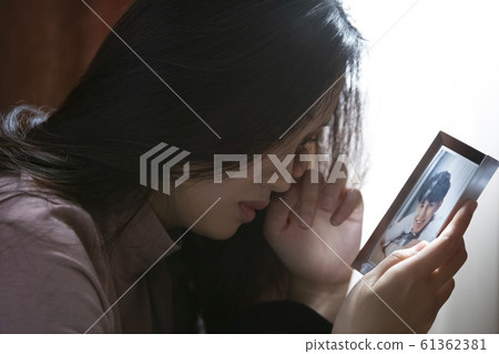 夫妻破碎的心形象 夫妻破碎的心形象 61362381