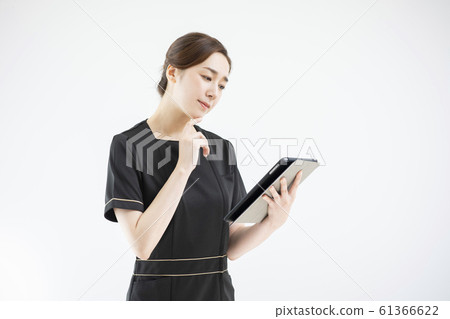 Aestheticians 61366622