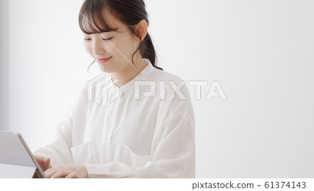 女士商務電腦 女士商務電腦 61374143