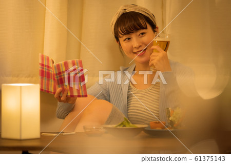 Night Women Lifestyle Night Women Lifestyle 61375143