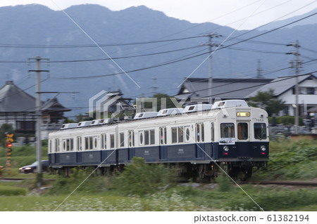 Ueda Electric Railway Bessho Line 7200 series train (Maruma Dream) on the verge of retirement Ueda Electric Railway Bessho Line 7200 series train (Maruma Dream) on the verge of retirement 61382194