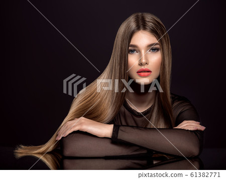 Woman with beauty long brown hair. Beauty woman 61382771