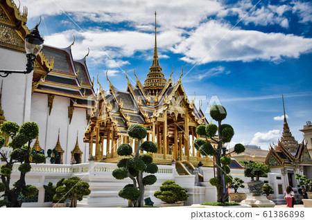 Characteristics of traditional Thai architecture 61386898
