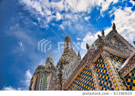 Characteristics of traditional Thai architecture 61386920