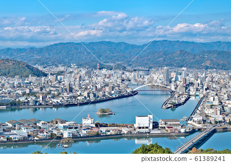 [從高台山天文台到高知市]（高分辨率版）高知縣高知市住江 61389241