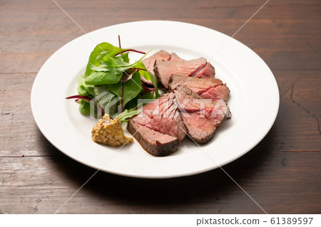 烤牛肉 烤牛肉 61389597