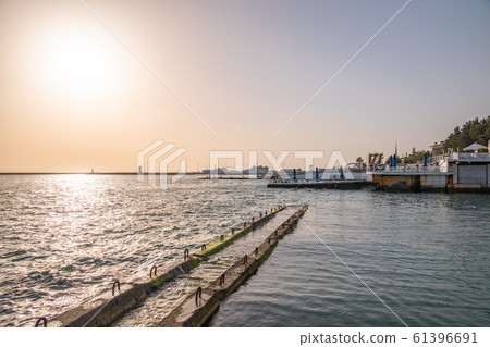 Sea and promenade of sochi 61396691