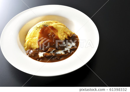 Omelette rice  61398332