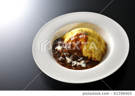 Omelette rice  61398403