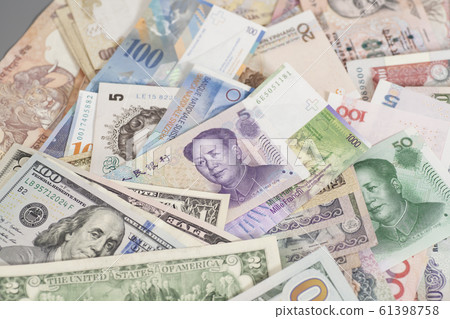 International currencies 61398758