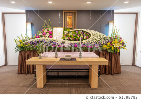 Funeral hall, funeral, funeral, flower, flower arrangement Funeral hall, funeral, funeral, flower, flower arrangement 61398782