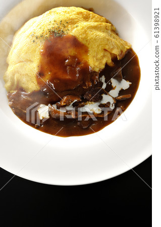 Omelette rice Omelette rice 61398921