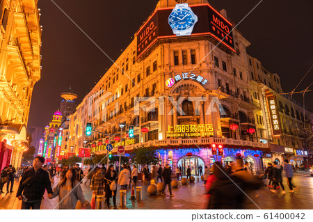 《Shanghai》East Nanjing Road, downtown at night 61400042