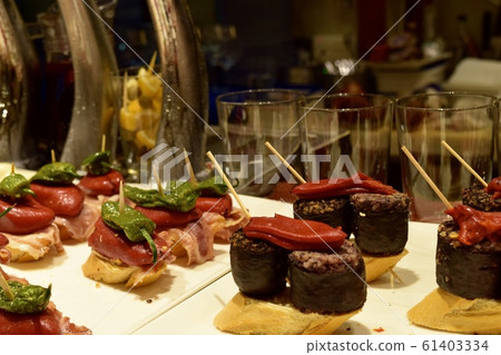 Bal Pinchos Bal Pinchos 61403334