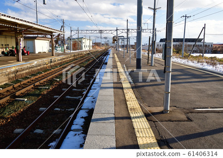 Take a photo of Nanae Station, Nanae-cho, Hokkaido in winter Take a photo of Nanae Station, Nanae-cho, Hokkaido in winter 61406314