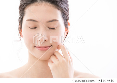 Young woman beauty facial Young woman beauty facial 61407610