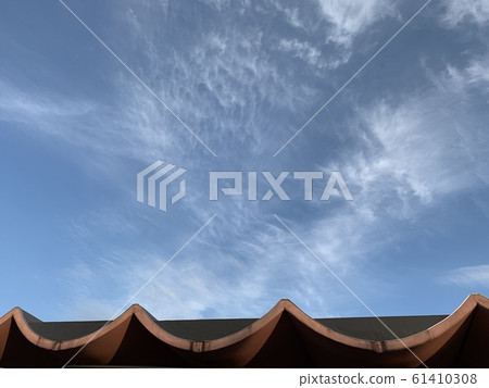 屋頂與天空 屋頂與天空 61410308