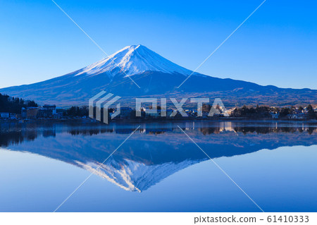 Invert Fuji Kawaguchiko 61410333