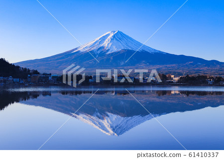 Invert Fuji Kawaguchiko 61410337