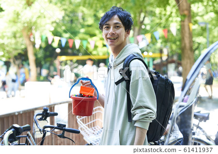 好看的年輕人 61411937