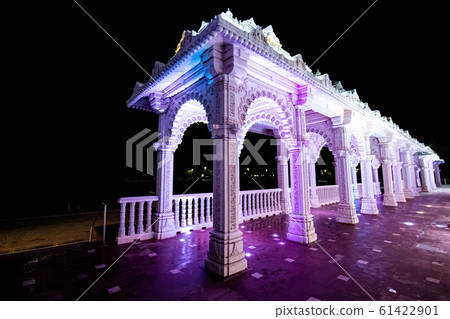 Hindu temple BAPS Shri Swaminarayan Mandir New Jersey, USA 61422901