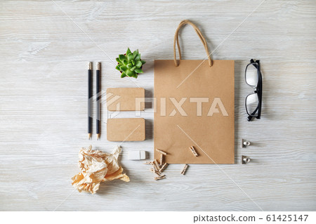 Blank kraft stationery set 61425147