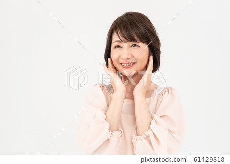 高級女子皮膚護理 61429818