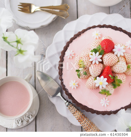 春季糖果白草莓蛋cake蛋糕 春季糖果白草莓蛋cake蛋糕 61430304
